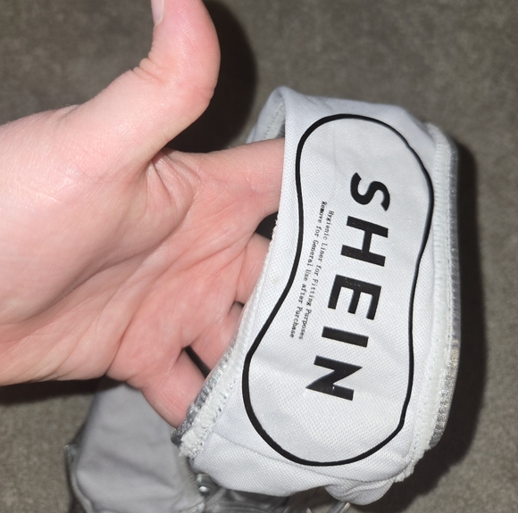 Silver Bikini Set🍒 - Picture 9 of 11